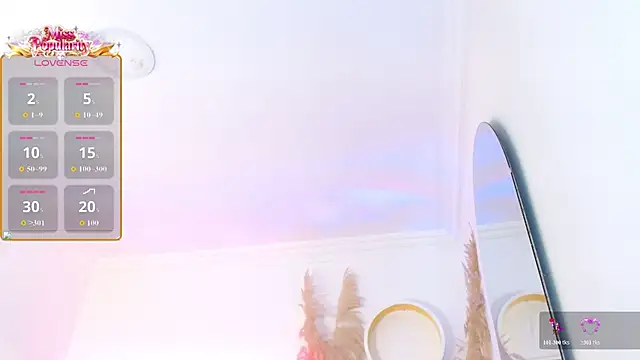 Aurora_Brownn webcam