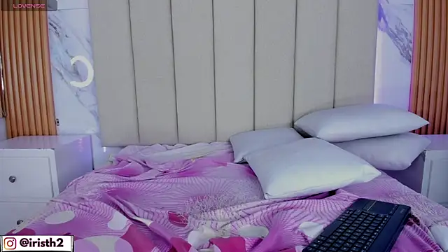 Iris_Thompson_ webcam