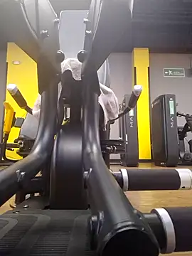 Webcam Model (Coraline__dk2) is live