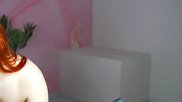 GingerPinky webcam