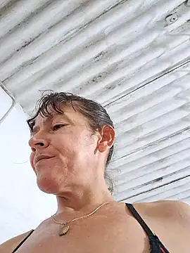 Dirty-Mature-XXX webcam