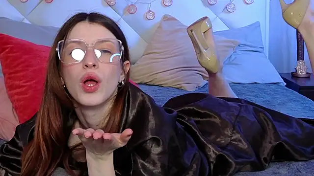 Bella_W_Berry webcam