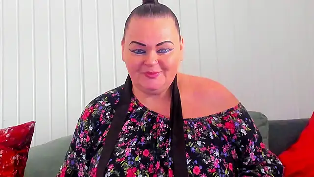 MilanaBiegert webcam