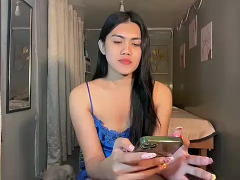 Delicate_Savannah webcam