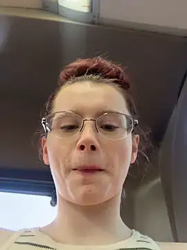 raen001 - Raen001's free webcam - UK Sex Cams