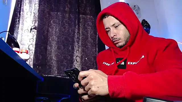 sebastian_horny - Sebastian_horny's free webcam - UK Sex Cams