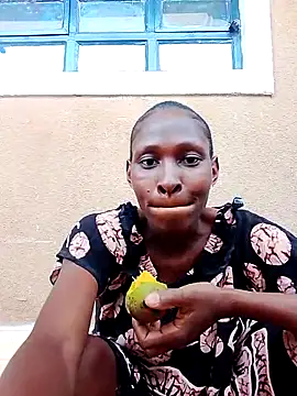 LOVELY-2BERRY webcam