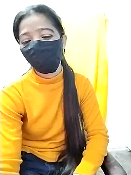 Webcam Model (Cute-Naavya)  is live.Free join now!