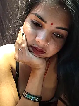 Sexy-Riyanshi webcam