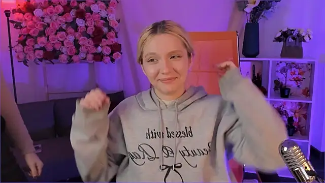 AuroraWrenfield webcam