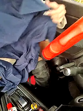 sexy7883 (Ask my age) - @Jeans  off outdoor