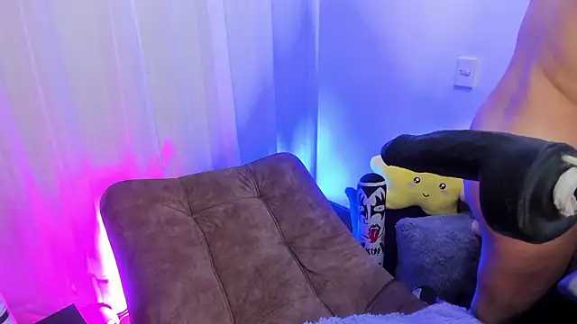 _antonella_dreamss - _antonella_dreamss's free webcam - UK Sex Cams