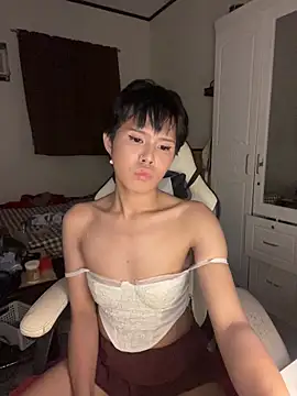 plaxtique (T young) - play with my me daddy? cumm with me?