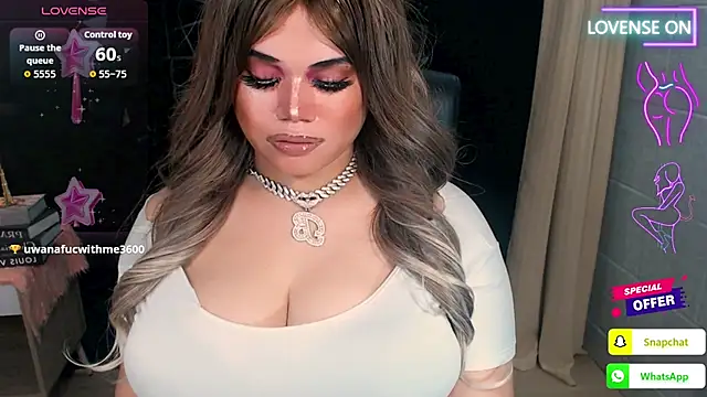 xHugeHarleySelfsuckerx webcam