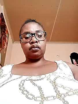 Webcam Model (ZOQULUx)  is live.Free join now!