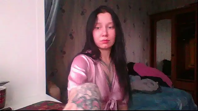 RussNocturnal webcam