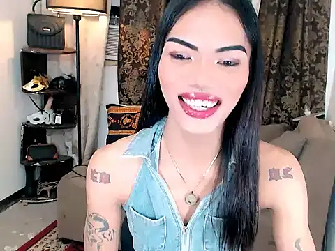 yoursexyasiantsxx webcam