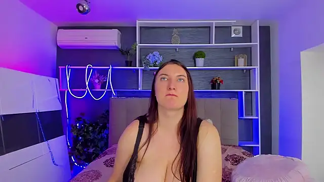 StephieRousee webcam