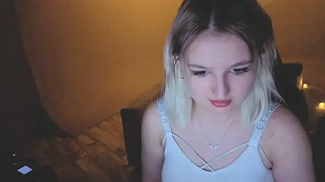 grase_neon - Grase_neon's free webcam