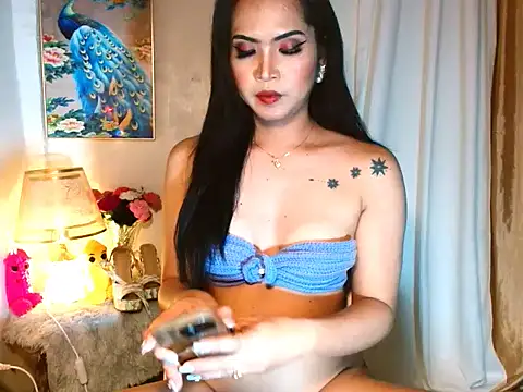 Gwensweetcum webcam