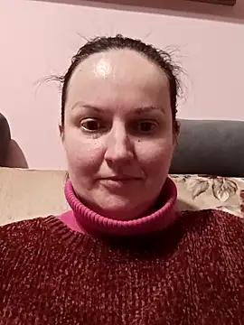 BustyLadyAlma webcam