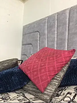 Abigail_Cowen webcam