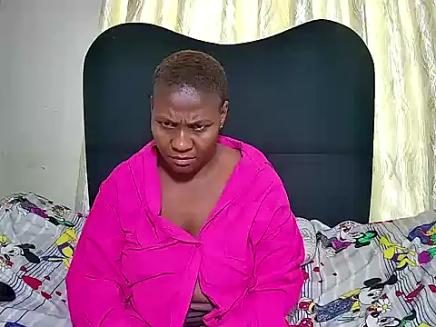 Exotic_FreakyQueen webcam