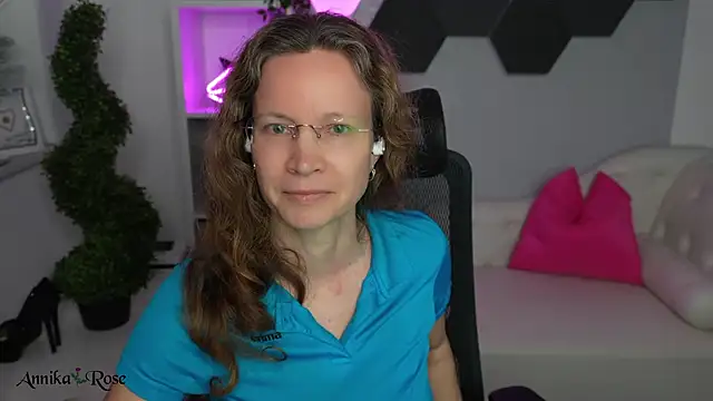 annikarose (F milf) - Naked Orgasmus