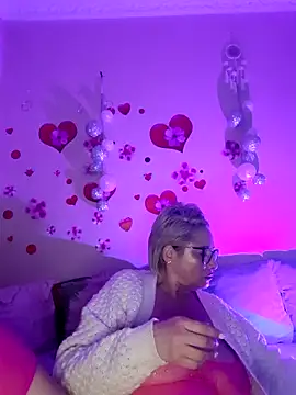 BellaBellaHot webcam