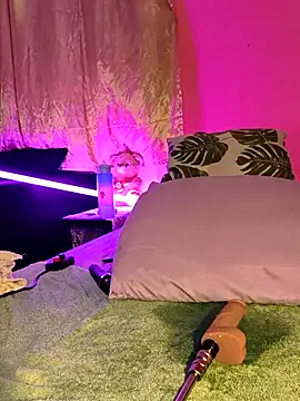 Webcam Model (AbyanaGom)  is live.Free join now!