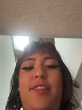 criistalbloom - Criistalbloom's free webcam