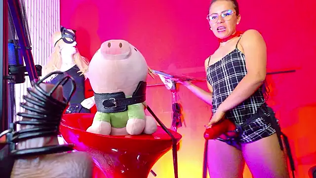 MistressSlut1 webcam