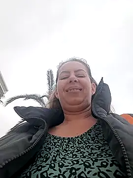 uber_babe - Uber_babe's free webcam - UK Sex Cams