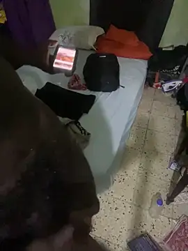 CoverBoyChris webcam