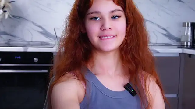 yettacalabria - YettaCalabria's free webcam - UK Sex Cams