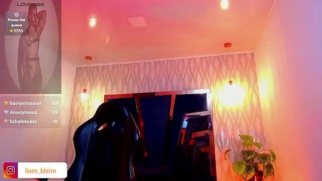 liam_kleiin - Liam_Kleiin's free webcam - UK Sex Cams