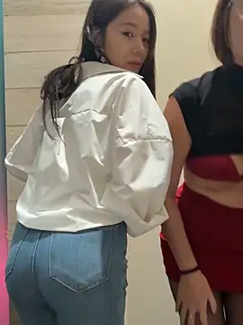 redrose520's Stripchat show and profile