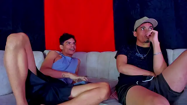 BrownieLoverss webcam