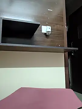 Webcam Model (Modelbigbobs)  is live.Free join now!