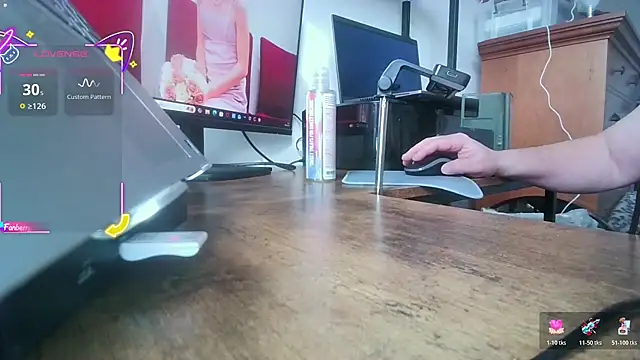 jiminpete (M mature) - Show ass doggy style