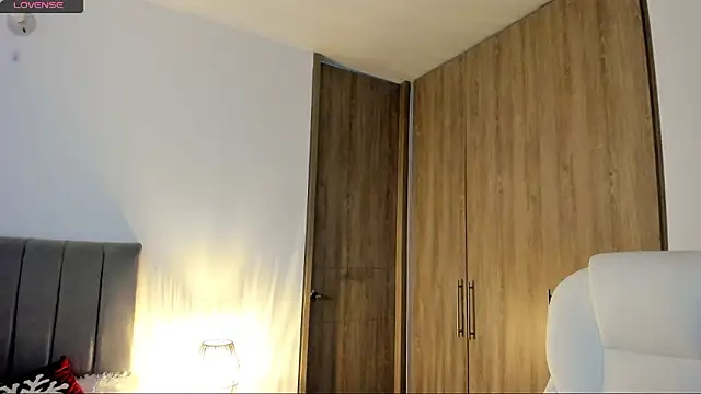 sophie_connors webcam