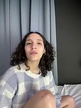 Webcam Model (TeensNews18)  is live.Free join now!