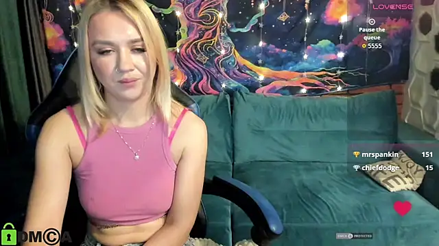 CrystalGirl99 webcam