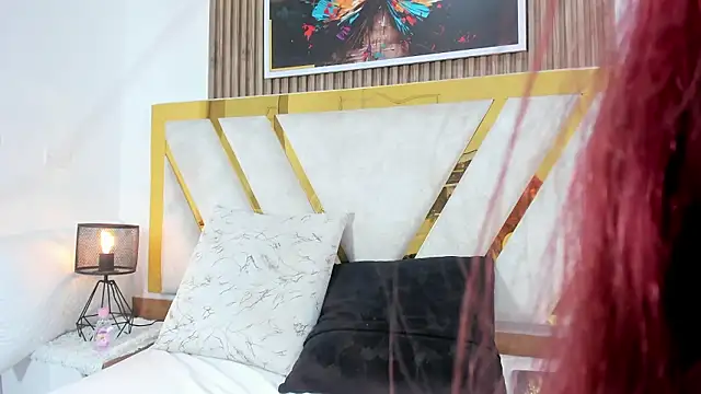 Violet_Tender_ webcam