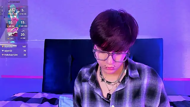 tsuki_maru - Tsuki_Maru's free webcam - UK Sex Cams