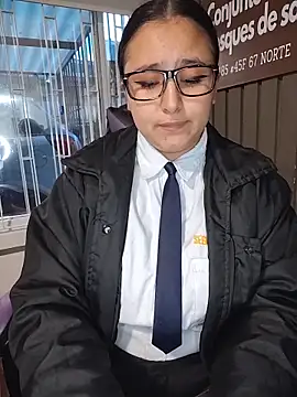 cute_penelope (F young) - fingers in pussy+creamy cum at work🤫shh