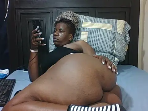 SexyTirries13 webcam