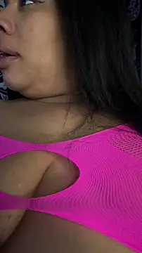 Webcam Model (NeliaHexxen)  is live.Free join now!