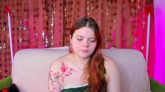 kellyfiery - KellyFiery's free webcam