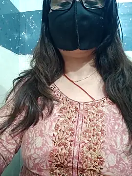 Aishwaryaa_69 webcam